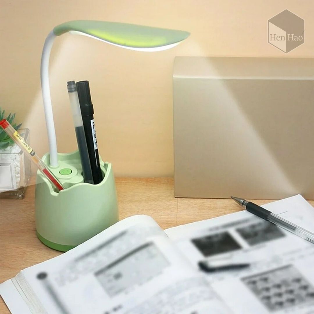 Lámpara de escritorio recargable con soporte para lápices