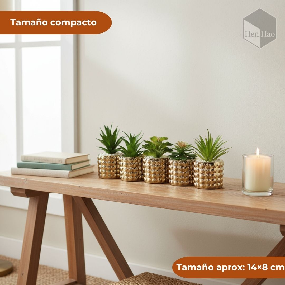 Maceta dorada de cerámica con suculenta artificial